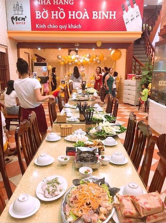 Khai trương nhà hàng bờ hồ Hòa Binh